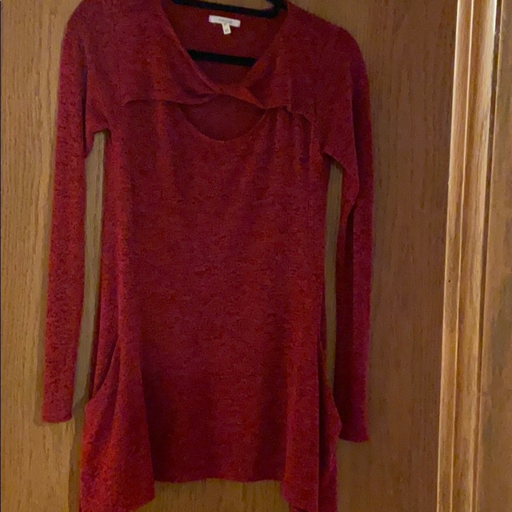 Red Sweater long sleeves with pockets